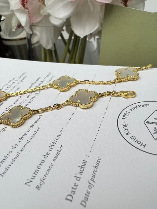 Van Cleef & Arpels Gold Vintage Alhambra necklace, 10 motifs - Picture 7 of 8